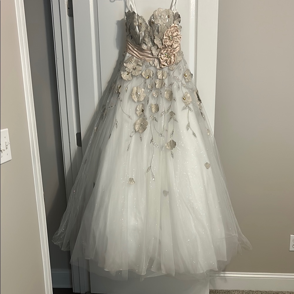 Tony Bowls Elegant Floral Dress in White and Cream